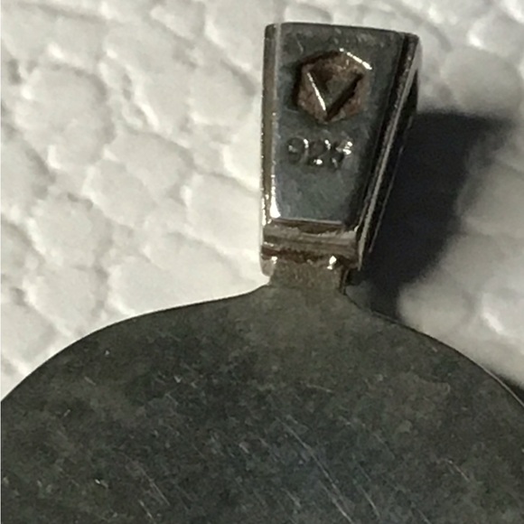 LUTHER ROSE SEAL PENDANT - Picture 3 of 5